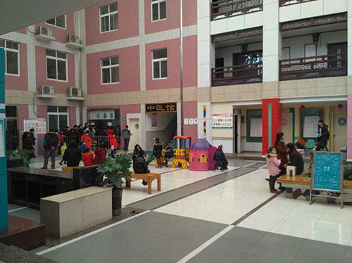 ����һ�w�C�ڌ��u�P����^���b��ɡ�