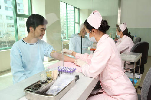 ����һ�w�C�W�j���ƹ����{��ģ�K