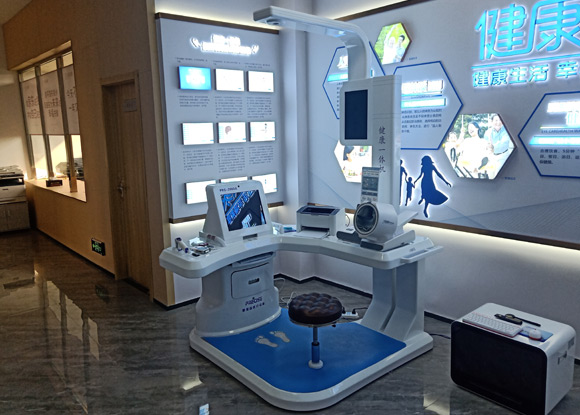 ����һ�w�Cܛ����������​​����